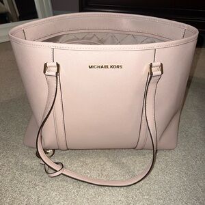 Michael kors light pink tote bag, never worn